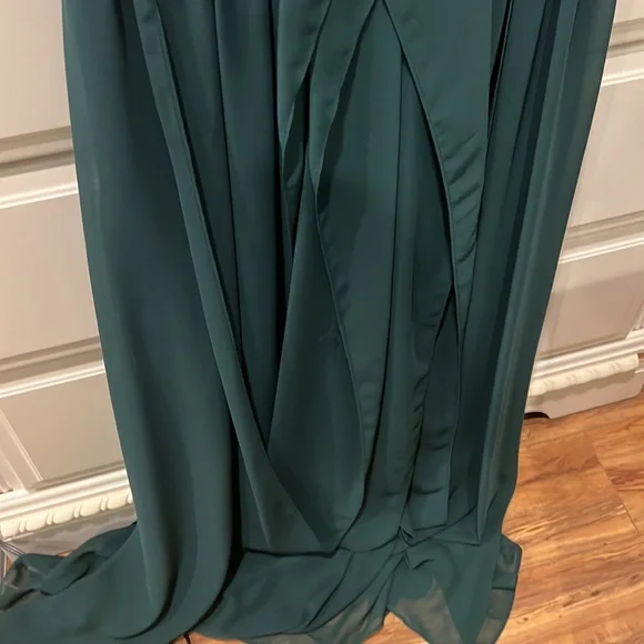 Convertible Dress | Bridesmaid dress hemmed to 5’6’’ (flats) - Picture 7 of 9